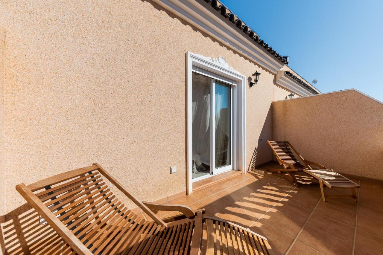 Bungalow La Zenia Cerca De La Playa オリウエラ エクステリア 写真