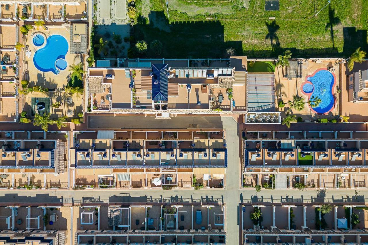 Bungalow La Zenia Cerca De La Playa オリウエラ エクステリア 写真